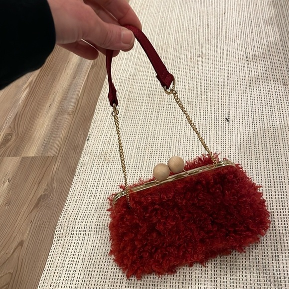 Unbillion Depuis 1996 fuzzy Sherpa handbag - Picture 1 of 10